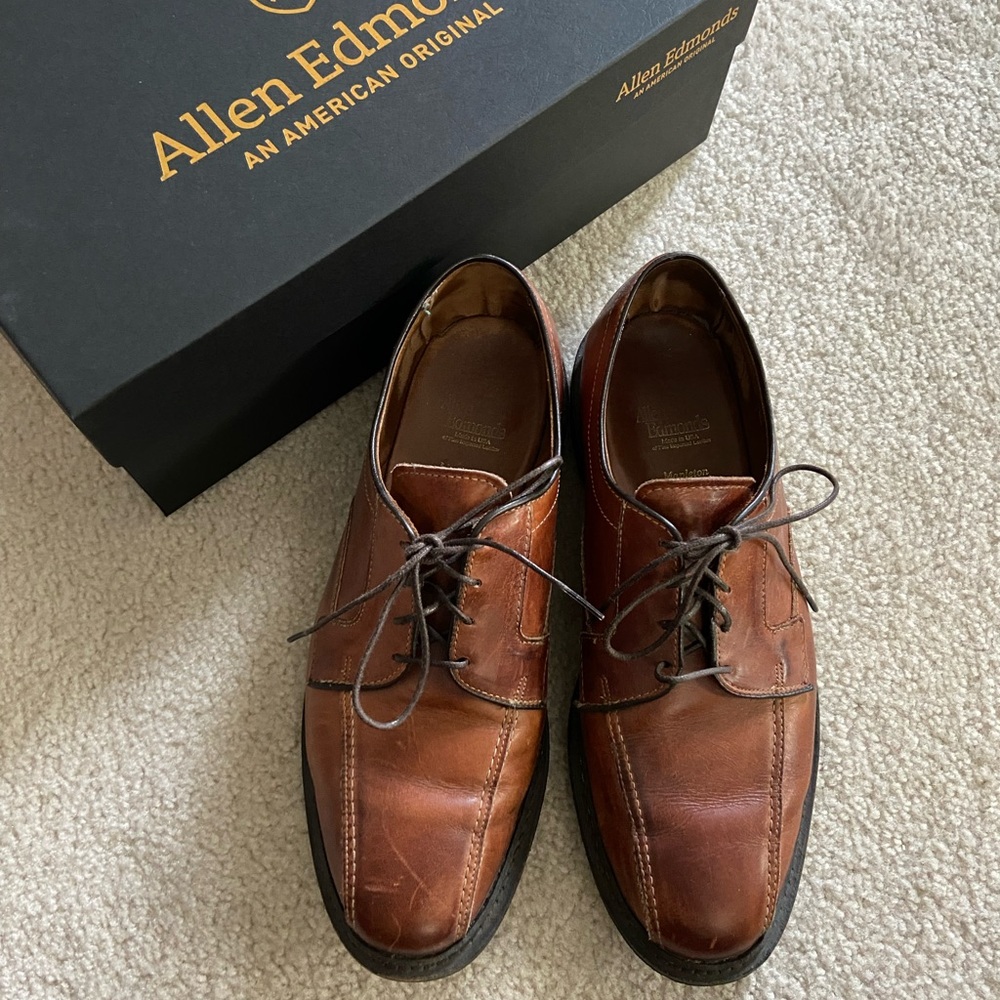 Allen Edmonds Mapleton, size 10.5 Brown